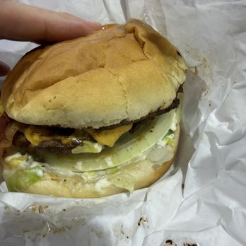 Bud's Burgers - Double bacon cheeseburger - Burgers Near Me - Vallejo, California Bud's Burgers - Double bacon cheeseburger - Burgers Near Me - Vallejo, California