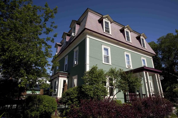 Le Pleasant Hôtel, Sutton by null