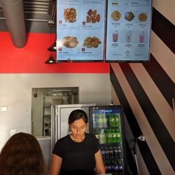 Byrd’s Hot Chicken - Inside