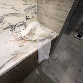 Equinox San Ramon - Bins overflowing with wet towels - Gyms Near Me - San Ramon, California Equinox San Ramon - Bins overflowing with wet towels - Gyms Near Me - San Ramon, California