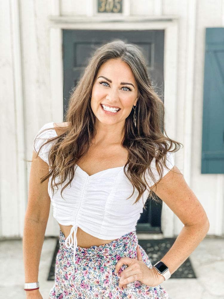 Dance With Sarah Logo