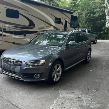 Harris Cars - 2015 Audi Allroad 2.0L Turbo - Car Dealers Near Me - Matthews, North Carolina Harris Cars - 2015 Audi Allroad 2.0L Turbo - Car Dealers Near Me - Matthews, North Carolina
