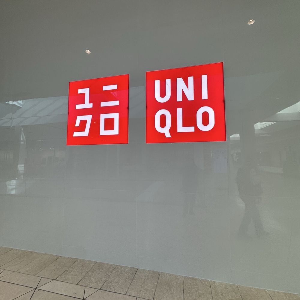 Uniqlo - Side of the store - Women's Clothing Near Me - Santa Clara, California Uniqlo - Side of the store - Women's Clothing Near Me - Santa Clara, California