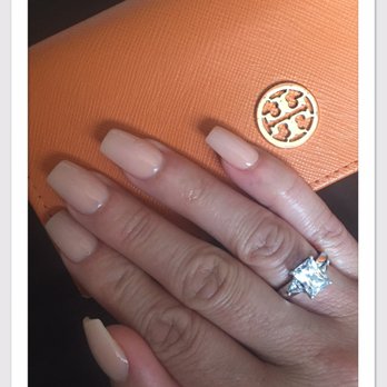 Legends Nails & Spa - Lee is truly a master at her craft, I love this "Soy" colored powder. - Nail Salons Near Me - Rancho Cucamonga, California