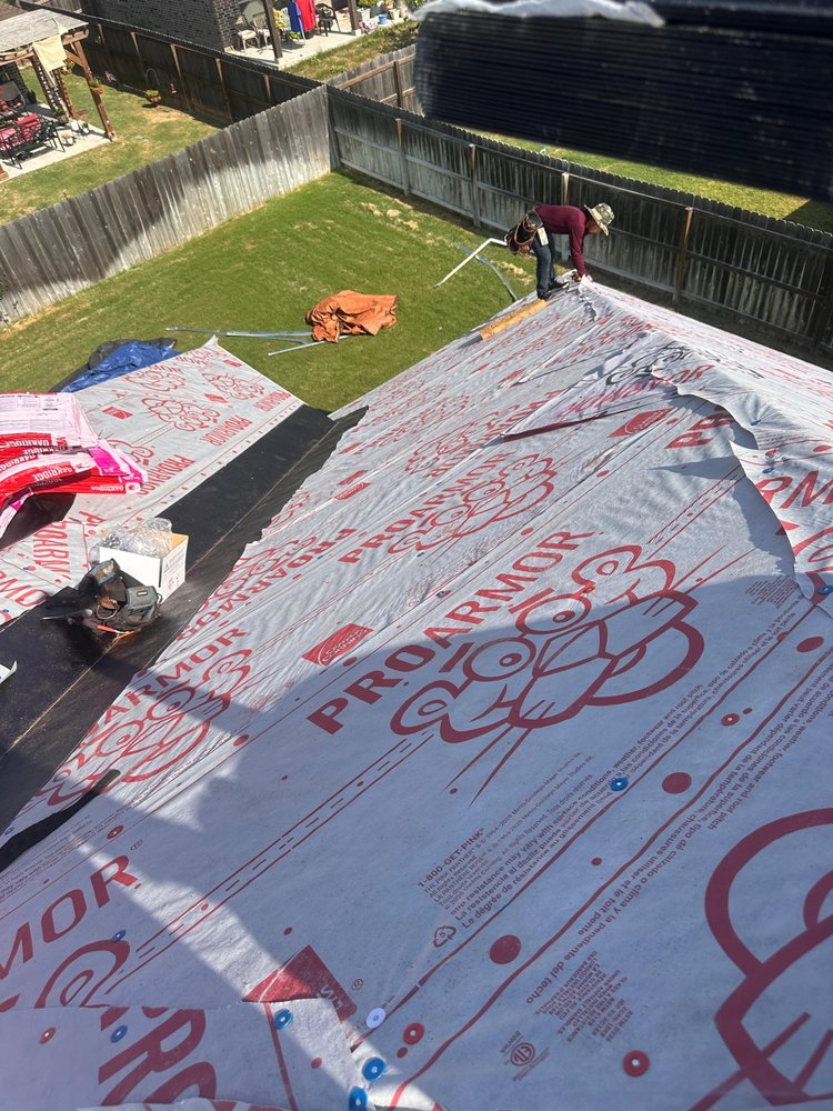 Slide of Los Speedy Rooferos