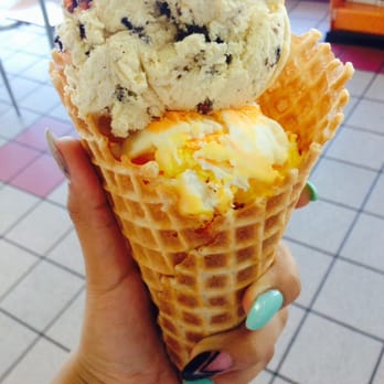 Baskin-Robbins - Ice Cream & Frozen Yogurt Near Me - Canoga Park, California Baskin-Robbins - Ice Cream & Frozen Yogurt Near Me - Canoga Park, California