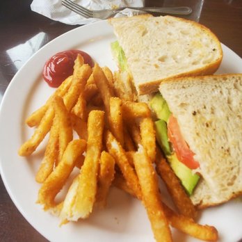 Lefty's Main Street Grille - Avocado Grilled Cheese with French fries. - Breakfast & Brunch Near Me - Blacksburg, Virginia
