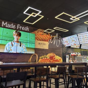 Oh K Dog - Cool vibes!  This place screams Hip Hop Asian... - Juice Bars & Smoothies Near Me - Wichita, Kansas