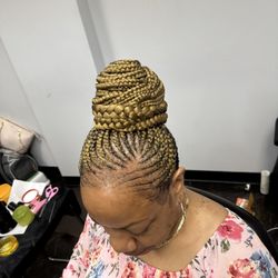 Royalhands Braiding Salon - Conrows