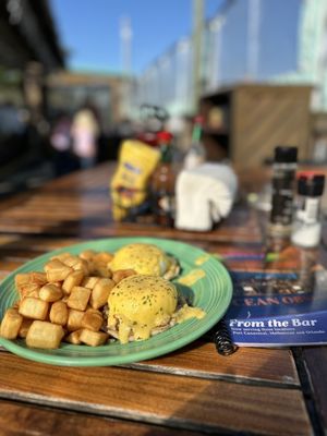 Grills Seafood Deck & Tiki Bar by null