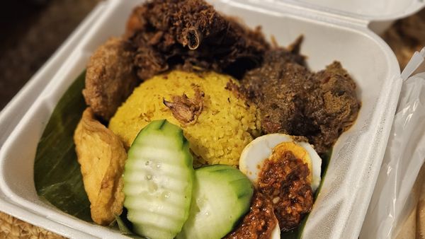 Wayang Restaurant Halal by null