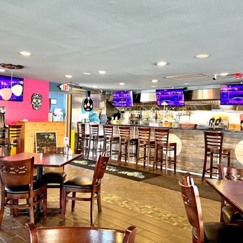 Romero’s Restaurant And Bar - Bar and dining room - Mexican Near Me - Greenfield, Wisconsin Romero’s Restaurant And Bar - Bar and dining room - Mexican Near Me - Greenfield, Wisconsin