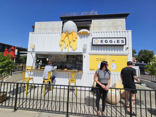 Eggies by null