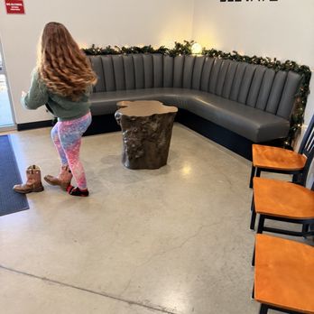 Elevate - Waiting Area - Trampoline Parks Near Me - Tuolumne, California Elevate - Waiting Area - Trampoline Parks Near Me - Tuolumne, California