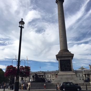 Trafalgar Square - Landmarks & Historical Buildings Near Me - London, XGL