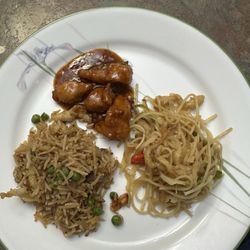 Fat Panda - Clockwise from 9 o clock...Chicken fried rice, chilli chicken gravy and chicken Hakka noodles.