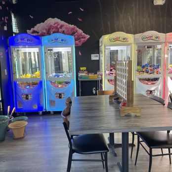 Fresh Sugarcane - Inside - Juice Bars & Smoothies Near Me - Chandler, Arizona Fresh Sugarcane - Inside - Juice Bars & Smoothies Near Me - Chandler, Arizona