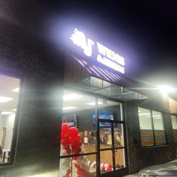 Aj’s Wings & Things - Exterior