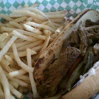 green Restaurant - Thee Argentine Po Boy with Thyme fries - Vegan Near Me - Phoenix, Arizona