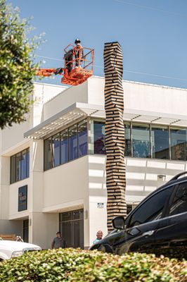 Art of the World Gallery by null