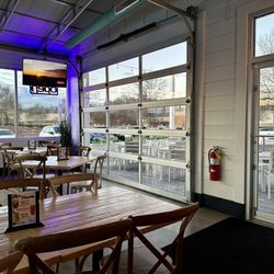 Seaside Oyster Bar - Bethlehem - Patio areas.