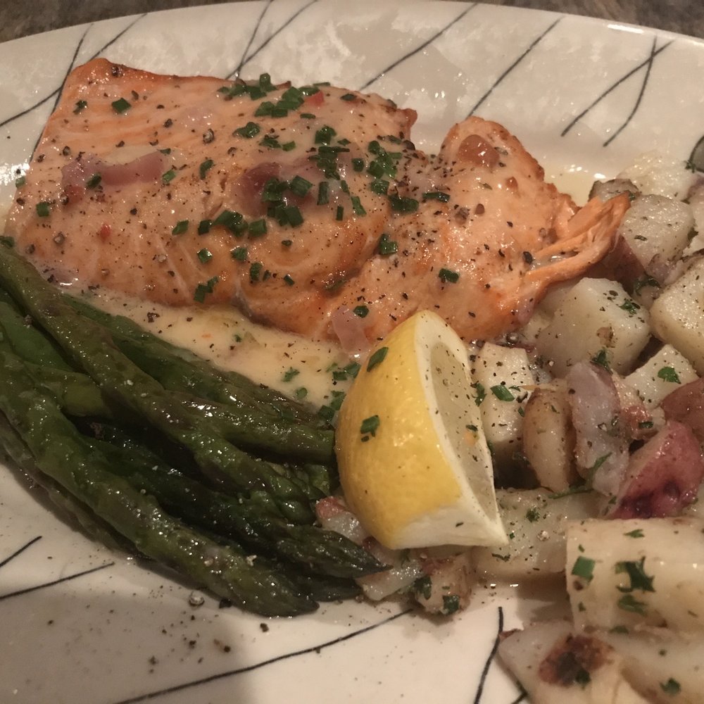 Chinook's - Salmon!!!!! - Seafood Near Me - Seattle, Washington Chinook's - Salmon!!!!! - Seafood Near Me - Seattle, Washington