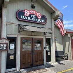 Bennett's Pit Bar-B-Que Catering