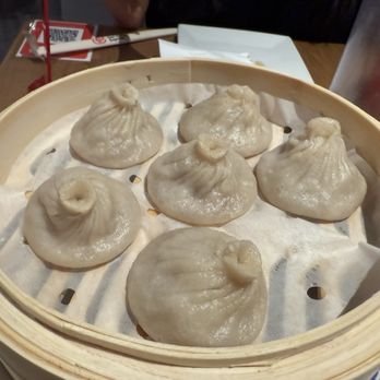 Nan Xiang Express - Pork soup buns - Shanghainese Near Me - Lawrence Township, New Jersey Nan Xiang Express - Pork soup buns - Shanghainese Near Me - Lawrence Township, New Jersey