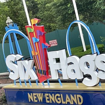 Six Flags New England - Sign - Amusement Parks Near Me - Agawam, Massachusetts Six Flags New England - Sign - Amusement Parks Near Me - Agawam, Massachusetts