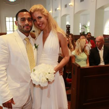 Miami Beach Community Church - Miami Beach Community Church is perfect for destination weddings. - Churches Near Me - Miami Beach, Florida Miami Beach Community Church - Miami Beach Community Church is perfect for destination weddings. - Churches Near Me - Miami Beach, Florida