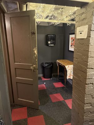 Millie's Diner by null