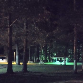 Rest Area - picnic shelters late at night - Rest Stops Near Me - Holladay, Tennessee