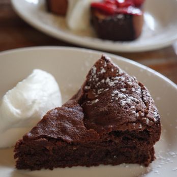 Pizzetta 211 - flourless cake - Pizza Near Me - San Francisco, California