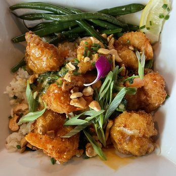 Square Grouper - Islamorada - Jasmine rice bowl with fried shrimp - Seafood Near Me - Islamorada, Florida