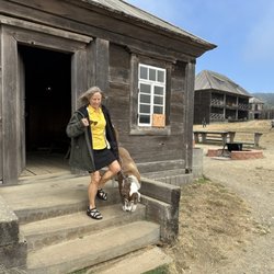 Mine + Farm - Close to the coast, and great for visiting historical places nearby.
