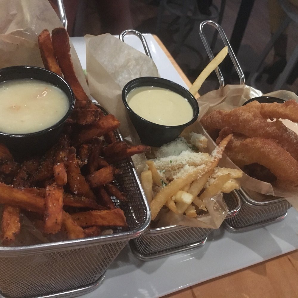 Grill Marks - Trio Tray - American Near Me - Columbia, South Carolina