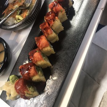 Momo Sushi - Japan Roll - Japanese Near Me - Ann Arbor, Michigan