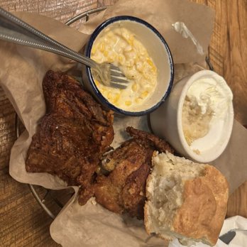 Five Oaks Farm Kitchen - Fried chicken, creamed corn, mashed potatoes - Breakfast & Brunch Near Me - Sevierville, Tennessee Five Oaks Farm Kitchen - Fried chicken, creamed corn, mashed potatoes - Breakfast & Brunch Near Me - Sevierville, Tennessee