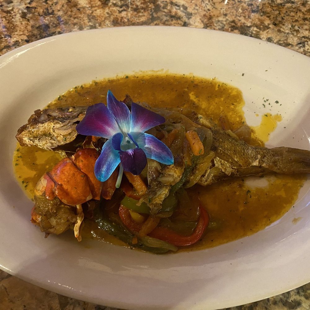Dunns River Island Cafe Hallandale Beach - Curry Snapper and curry lobster - Caribbean Near Me - Hallandale Beach, Florida Dunns River Island Cafe Hallandale Beach - Curry Snapper and curry lobster - Caribbean Near Me - Hallandale Beach, Florida