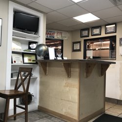 Atlanta Hybrid Repair - Lobby space