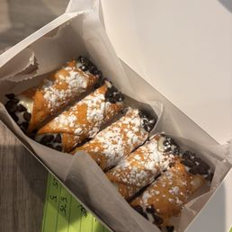 Cannoli