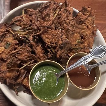Base Camp - Onion Fritters - Himalayan/Nepalese Near Me - San Francisco, California