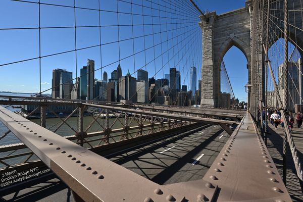 Brooklyn Bridge by null