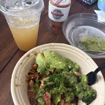 Angie's - Protein bowl - grilled chicken, broccoli, sweet potato, avocado, pesto - Breakfast & Brunch Near Me - Little Elm, Texas Angie's - Protein bowl - grilled chicken, broccoli, sweet potato, avocado, pesto - Breakfast & Brunch Near Me - Little Elm, Texas