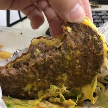 Chili's - The outer edge has dry and very chewy, almost rubbery. I wouldn't be surprised if it were microwaved. - American Near Me - Florence, Kentucky
