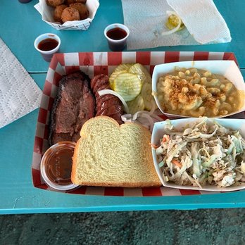 Jays BBQ Shack - brisket and sausage; 2 meat plate - Southern Near Me - Abilene, Texas