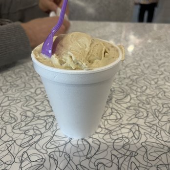 Pav’s Creamery - 2 scoops, lots of ice cream for the price! - Ice Cream & Frozen Yogurt Near Me - Cuyahoga Falls, Ohio Pav’s Creamery - 2 scoops, lots of ice cream for the price! - Ice Cream & Frozen Yogurt Near Me - Cuyahoga Falls, Ohio
