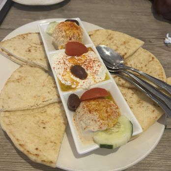 Spartan's Family Restaurant - Trio Dip - Greek Near Me - Burke, Virginia