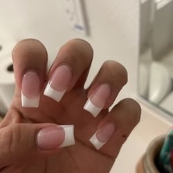 Lee’s Nails & Spa