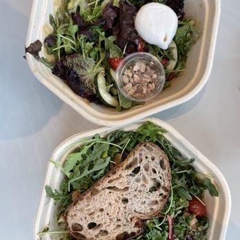 sweetgreen - Healthy Salads, Wraps, and Bowls - Berry and buratta - Salad Near Me - New York, New York sweetgreen - Healthy Salads, Wraps, and Bowls - Berry and buratta - Salad Near Me - New York, New York
